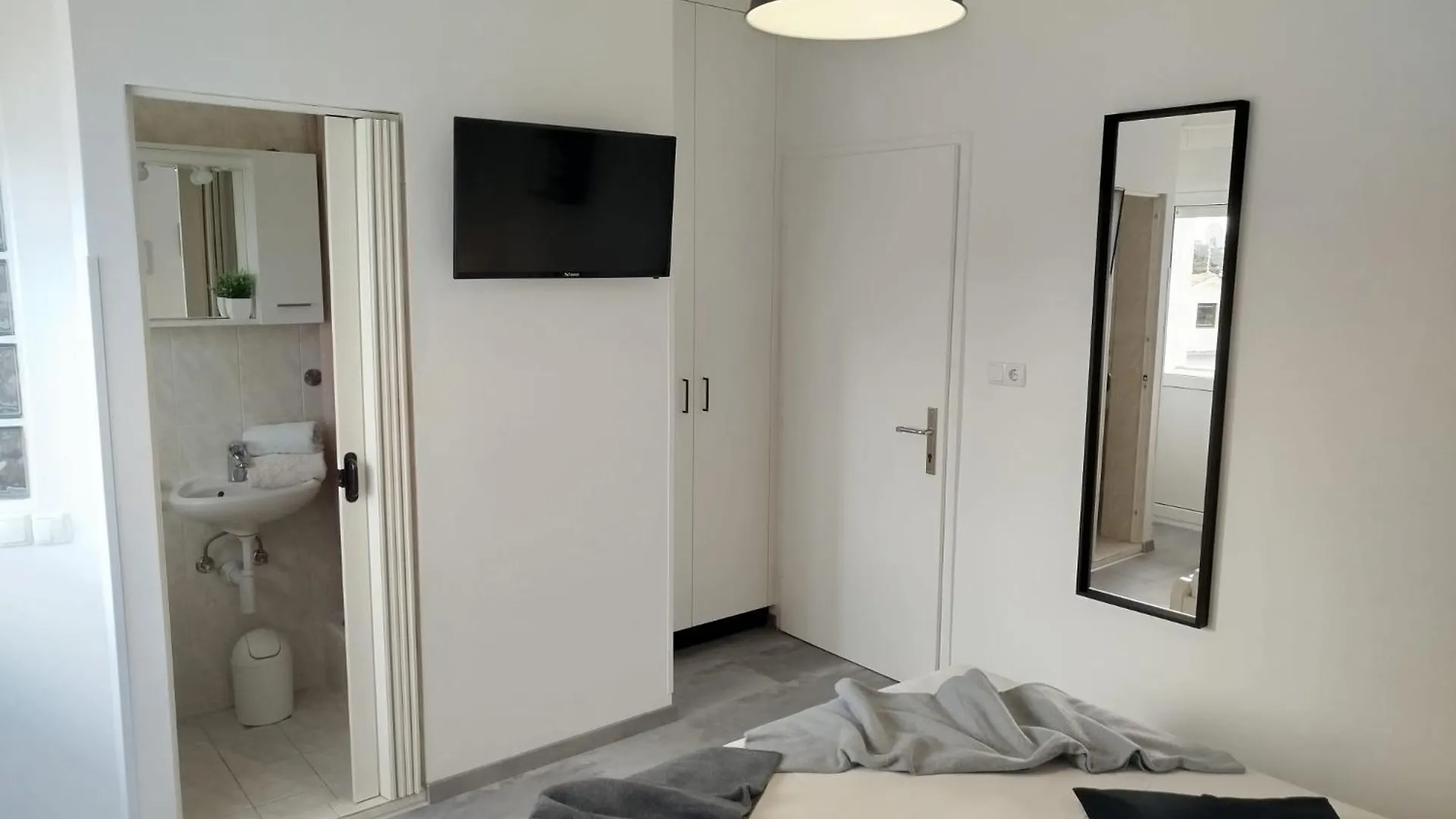 Anna Maris Apartment Rab Town