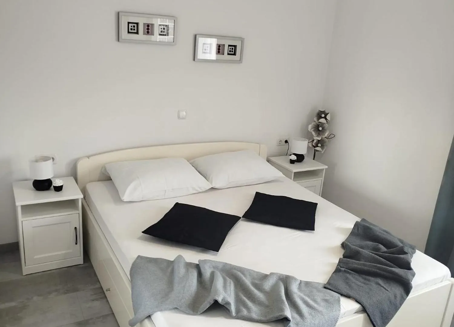Anna Maris Apartment Rab Town