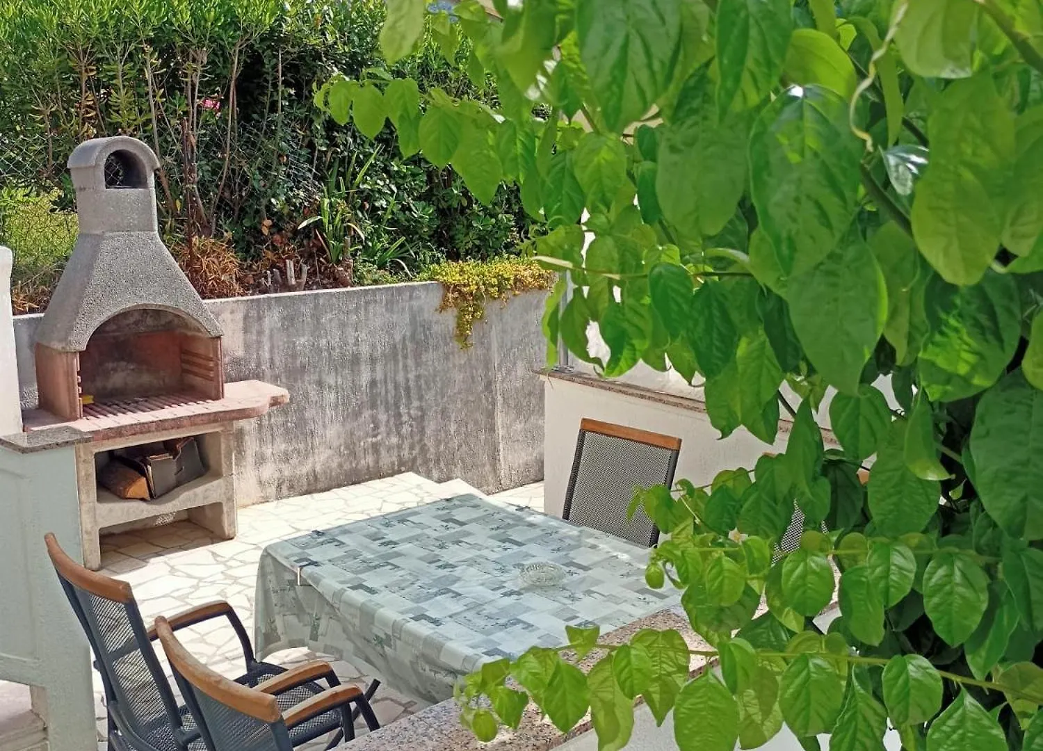 Anna Maris Apartment Rab Town