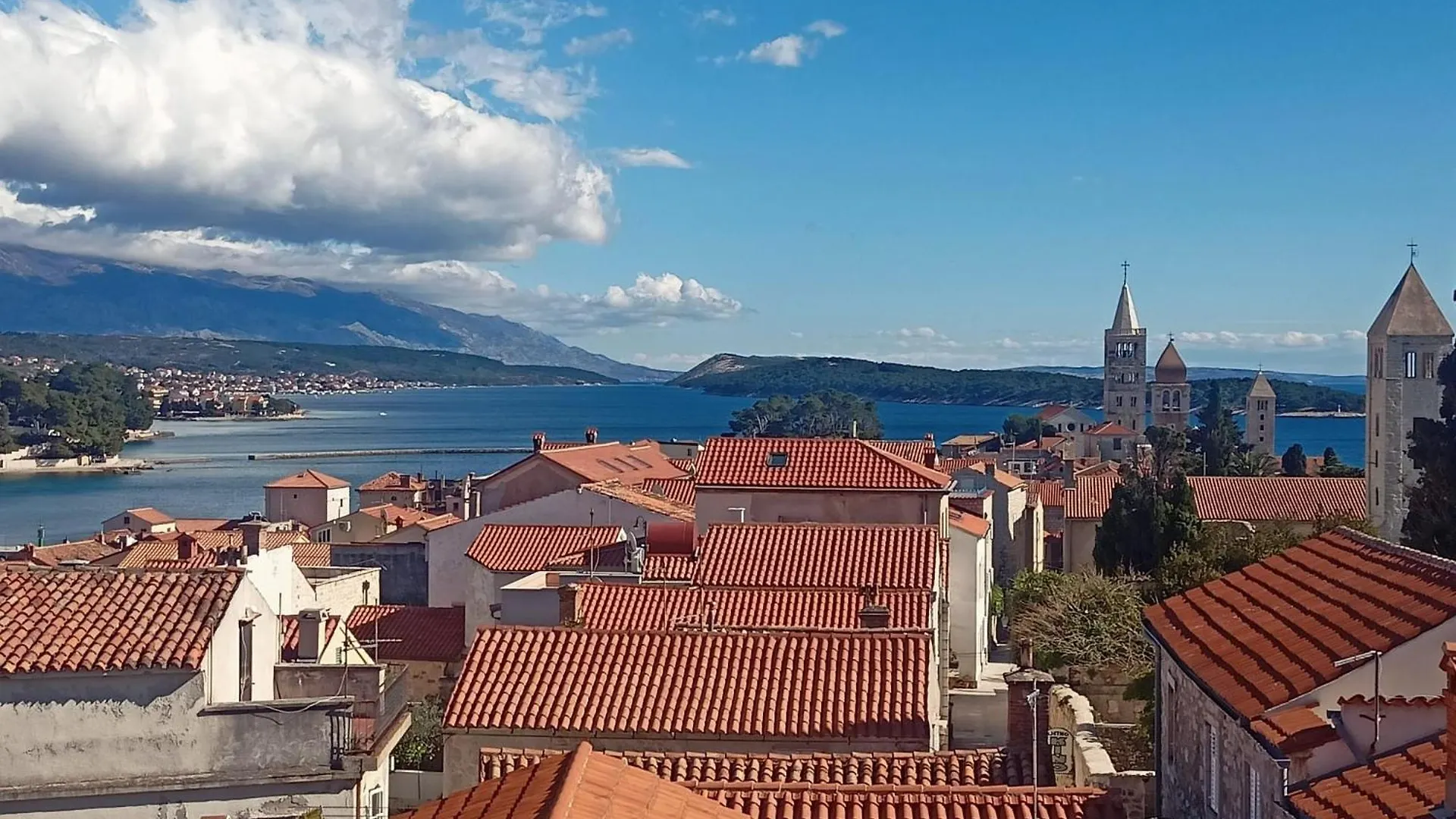 Anna Maris Apartment Rab Town